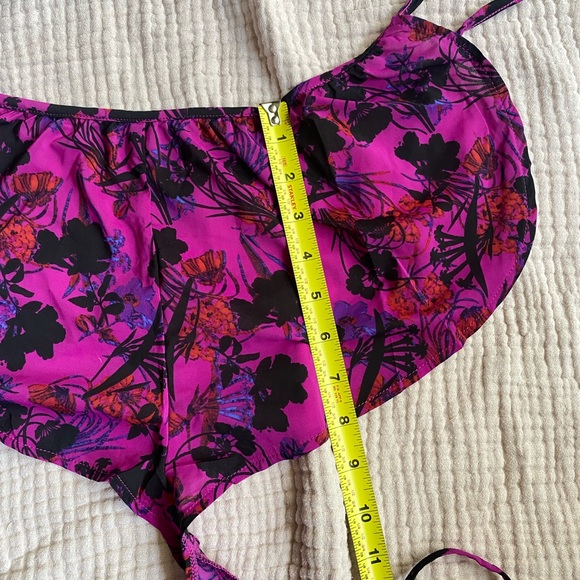 FENTY Bloom After Dark Shorts NWT - Picture 6 of 8